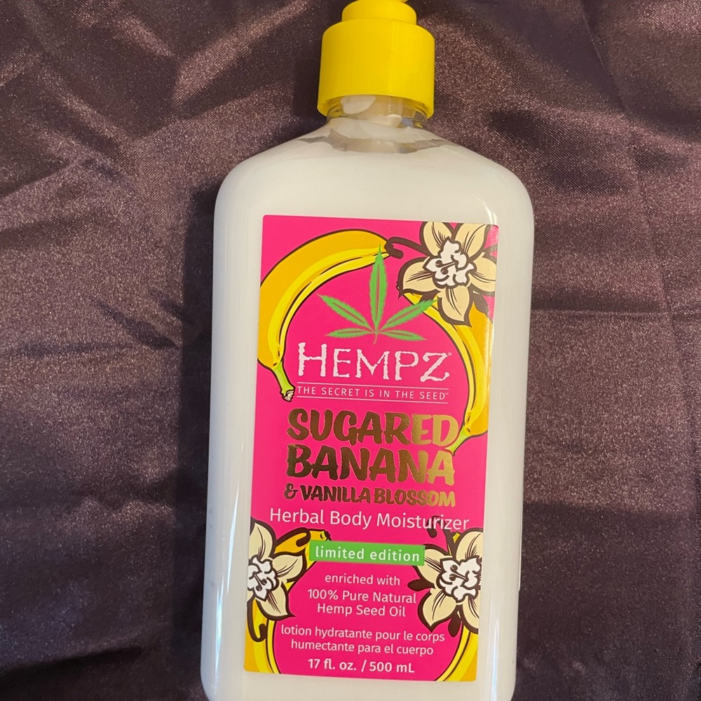 Hempz Limited Edition Sugared Banana & Vanilla Blossom Herbal Body Moisturizer